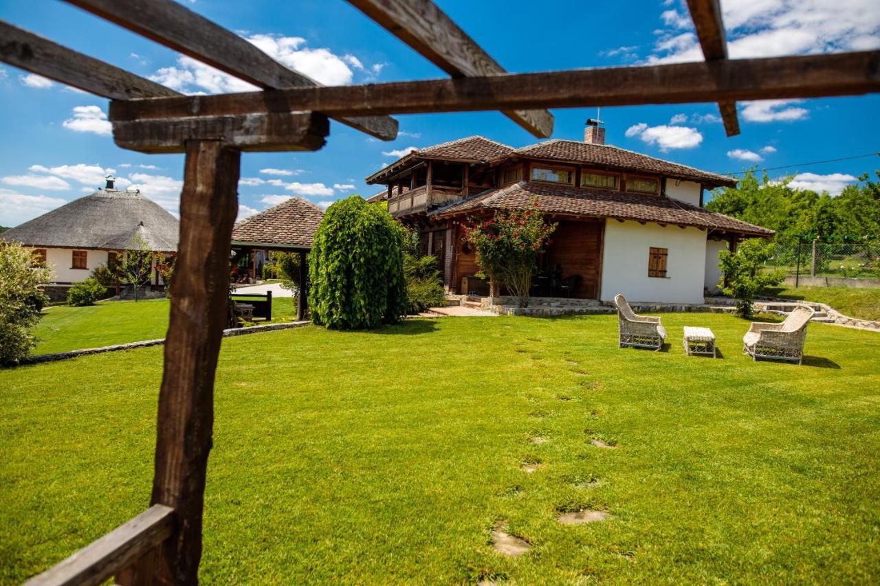 Woodland Resort Крагуєваць Екстер'єр фото