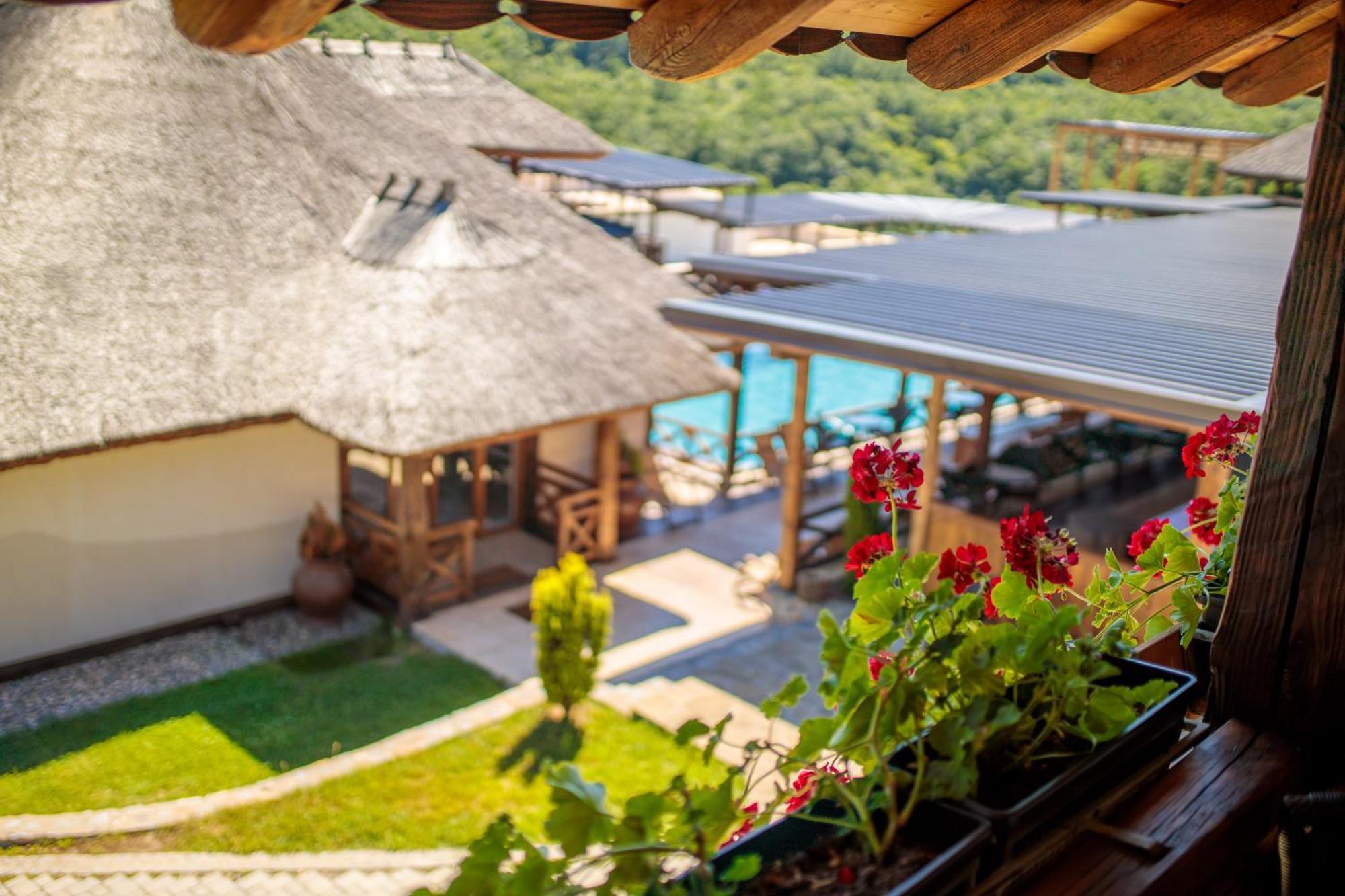 Woodland Resort Крагуєваць Екстер'єр фото